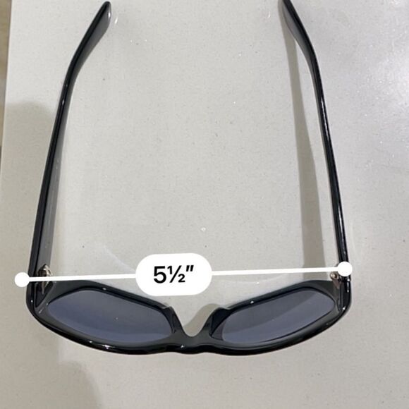 Tom Ford Tortoise Shell Sunglasses - Picture 10 of 10